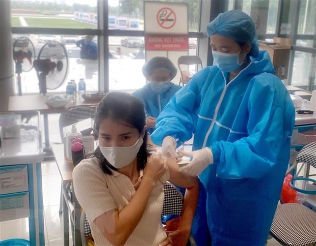 COVID-19 vaccination drive in Vinh Phuc province .