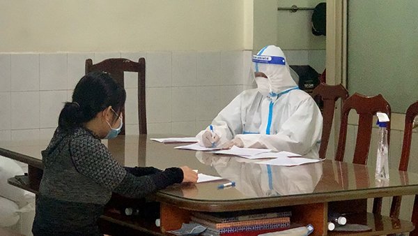 Tụ tập bị công an phát hiện, xét nghiệm ra 3 F0