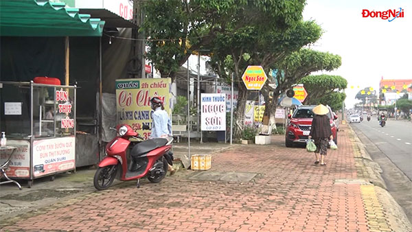 Thận trọng trong ngày đầu nới lỏng giãn cách