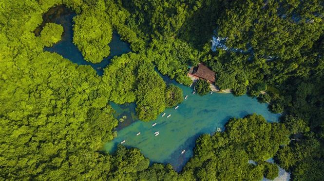 A bird’s-eye view of Tran Temple – the Vu Lam worshipping palace of the Tran dynasty in Trang An Complex.