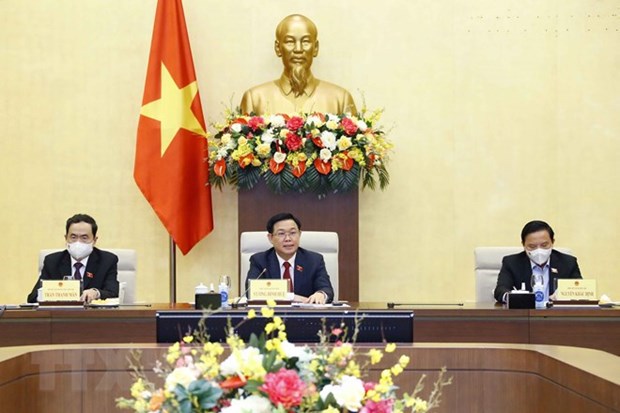 National Assembly Chairman Vuong Dinh Hue speaks at the event.