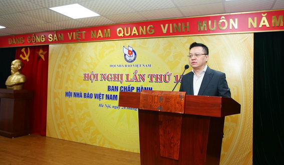 Tân Chủ tịch Hội Nhà báo Việt Nam Lê Quốc Minh phát biểu tại hội nghị
