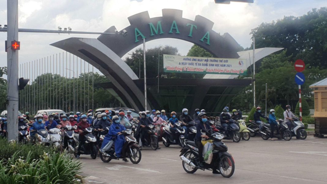 The entrance of the Amata industrial park in Bien Hoa City, Dong Nai Province – PHOTO: TNO