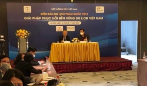 Forum seeks solutions to revive Vietnam's tourism