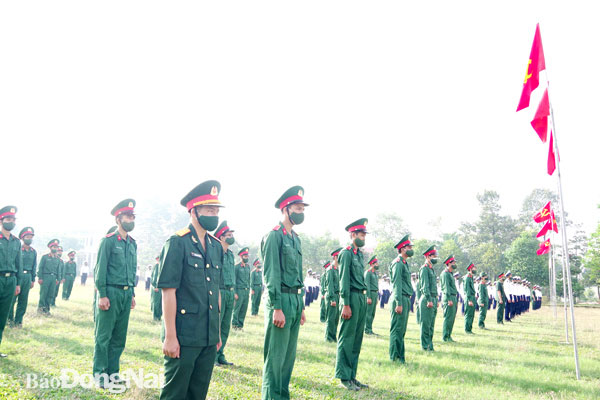 Trung đoàn 96 (Đoàn Thái Phiên anh hùng) thuộc Sư đoàn 309, đóng tại TP.Biên Hòa tổ chức phát động đợt thi đua cao điểm có chủ đề: “70 ngày đêm xung kích, sáng tạo, quyết thắng” chào mừng kỷ niệm 70 năm Ngày truyền thống Thanh niên quân đội (8-2-1952 - 8-2-2022). Ảnh: N.Hà