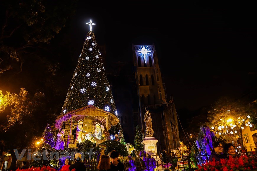 The city centre is brightened up for a festive ambiance. 