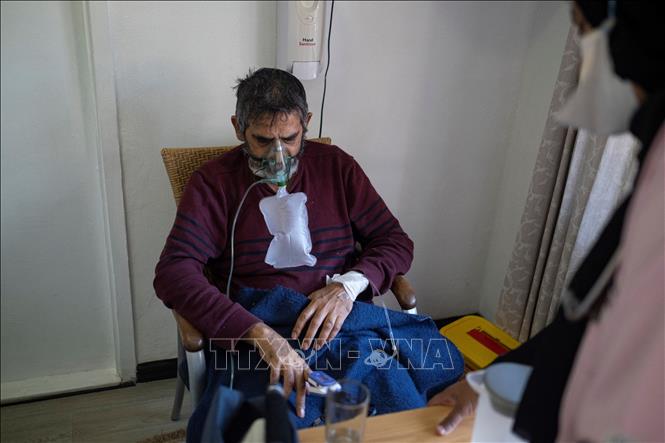 Những dữ liệu ban đầu về tỷ lệ nhập viện liên quan đến biến thể Omicron