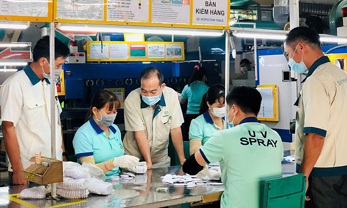 Industrial hub Dong Nai encourages workers to stay back for Tet
