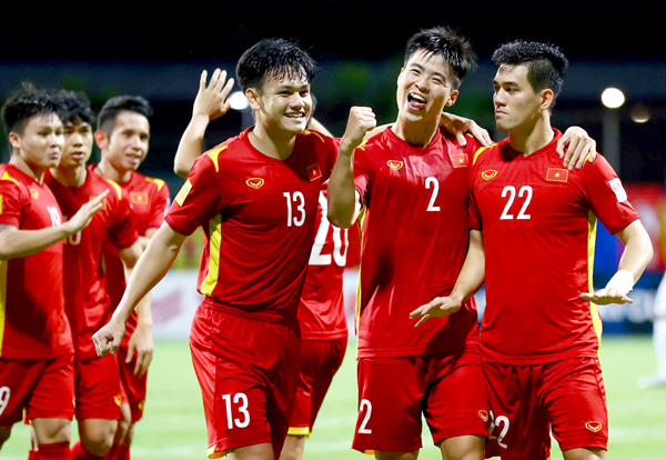 Nụ cười chiến thắng trở lại với tuyển Việt Nam trong năm mới?