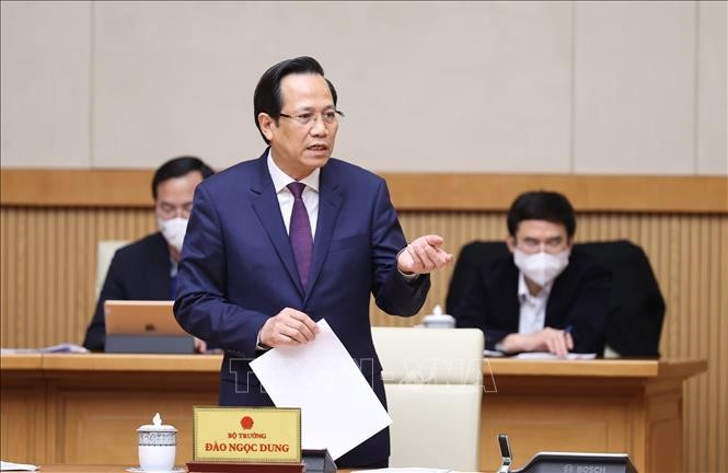 Bộ trưởng Bộ Lao động Thương binh và Xã hội Đào Ngọc Dung báo cáo công tác an sinh xã hội trong dịp Tết Nguyên đán Nhâm Dần 2022