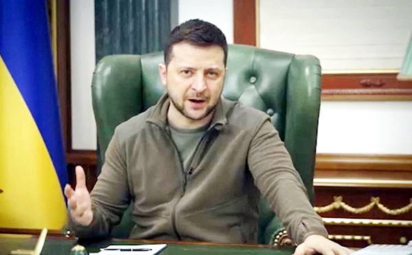 Tổng thống Ukraine Volodymyr Zelensky phát biểu qua video tại thủ đô Kiev ngày 12-3-2022