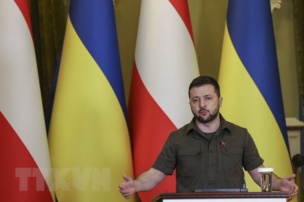 Tổng thống Ukraine Volodymyr Zelensky tại cuộc họp báo ở Kiev, Ukraine. (Ảnh: AFP/TTXVN)