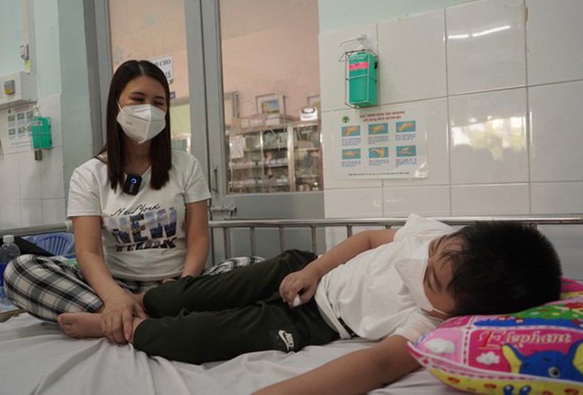 a dengue patient is treated in Children's Hospital 