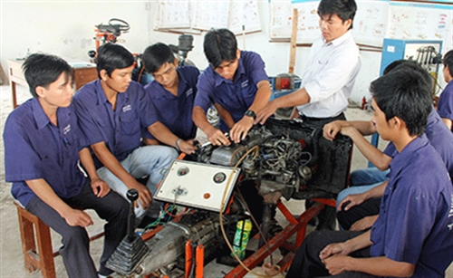 Decree 24 clarified conditions for establishment of branches of foreign-invested vocational intermediate schools and colleges in Vietnam__Photo: Internet