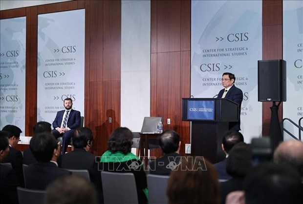 Prime Minister Pham Minh Chinh delivers a speech at the Centre for Strategic and International Studies (CSIS).