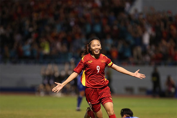 Huỳnh Như ghi bàn duy nhất giúp đội tuyển nữ Việt Nam lên ngôi vô địch