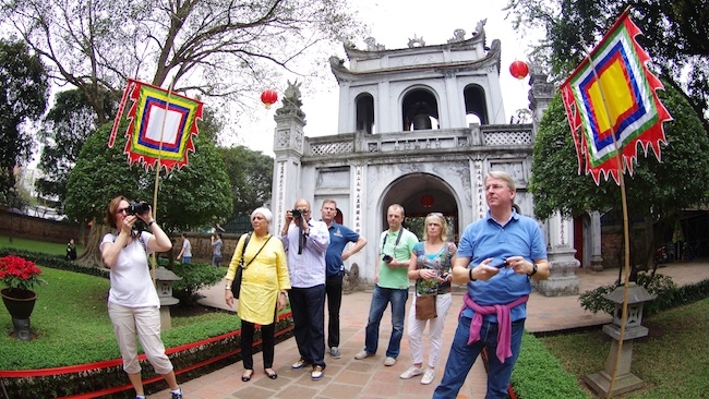RoK and US visitors lead foreign arrivals to Vietnam