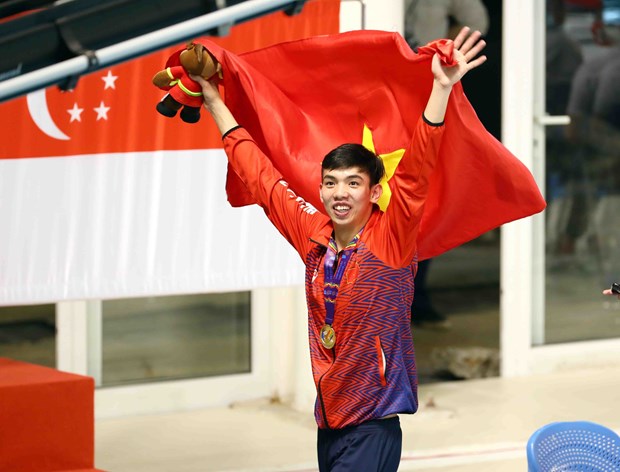 Swimmer Nguyen Huy Hoang bags five gold medals and sets a new record at SEA Games 31. (Photo: VNA)