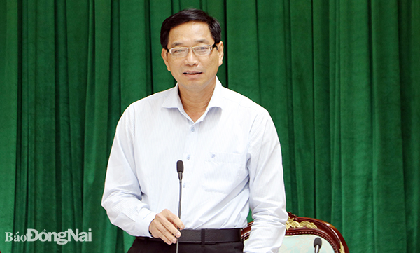  Phó chủ tịch UBND tỉnh Võ Văn Phi phát biểu ý kiến tại buổi giám sát