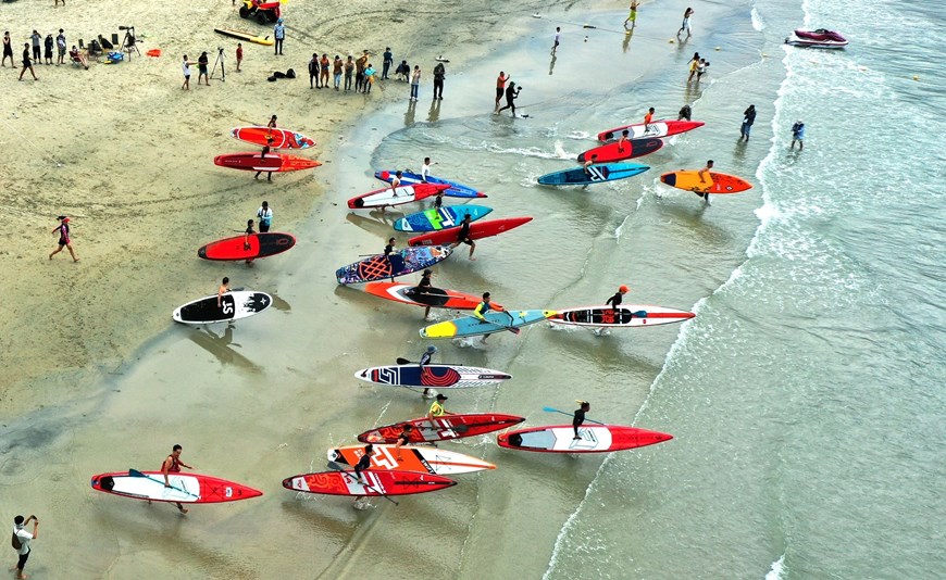 Various cultural and sports activities held in Man Thai beach of Da Nang are a draw to tourists.