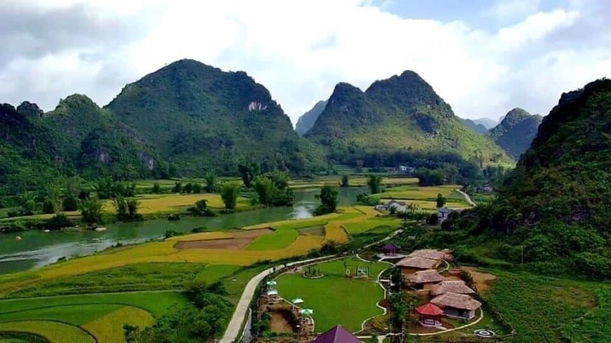 Picturesque landscape in Chi Vien commune, Trung Khanh district. 