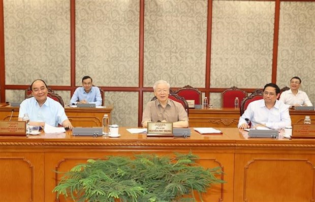 Party General Secretary Nguyen Phu Trong chairs the meeting.