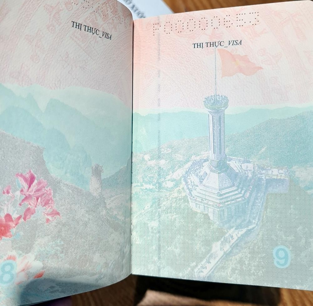Popular Vietnamese destinations appear on new passport