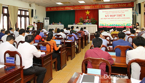 Quang cảnh kỳ họp thứ 9 HĐND huyện Trảng Bom khóa IV