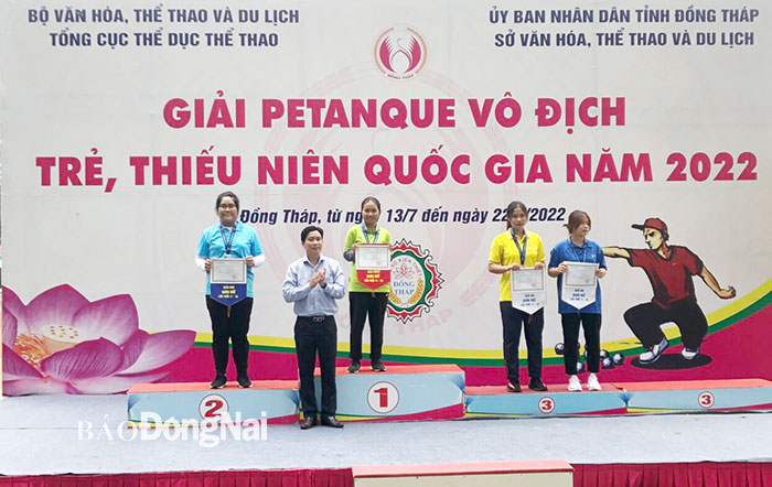 VĐV Huỳnh Thị Mai Anh giành HCV ở nội dung đơn nữ lứa tuổi 11-16