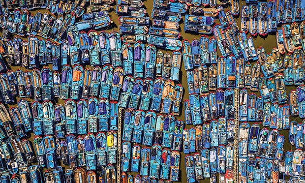 A shot taken by Cao Nguyen Vu captures hundreds of fishing boats anchored in Quang Ngai Province. (Photo courtesy of Hamdan International Photography Awards)