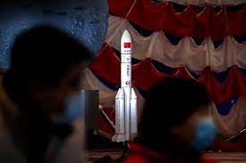 Chinese spacecraft returns to Earth after inaugural flight