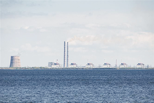 Toàn cảnh Nhà máy điện hạt nhân Zaporizhzhia. Ảnh: AFP/TTXVN