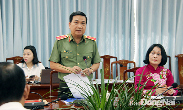 Thiếu tướng Nguyễn Sỹ Quang phát biểu nhận nhiệm vụ