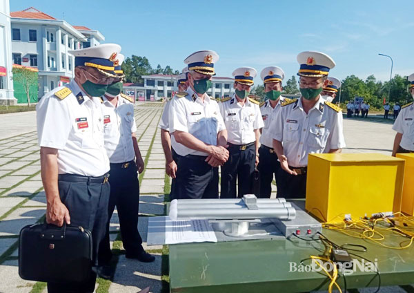 Thủ trưởng Quân chủng Hải quân, Vùng 2 Hải quân kiểm tra công tác chuẩn bị huấn luyện tại Trung tâm Huấn luyện Vùng 2