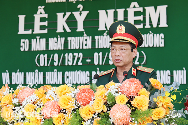 Thiếu tướng Nguyễn Đức Dinh phát biểu tại lễ kỷ niệm