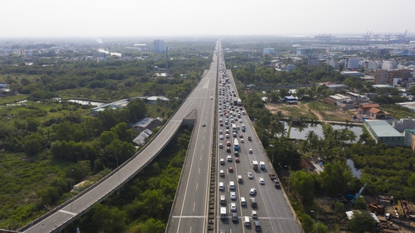 The HCM City – Long Thành – Dầu Giây Expressway is all set to be widened from four to eight lanes. — Photo tuoitre.vn