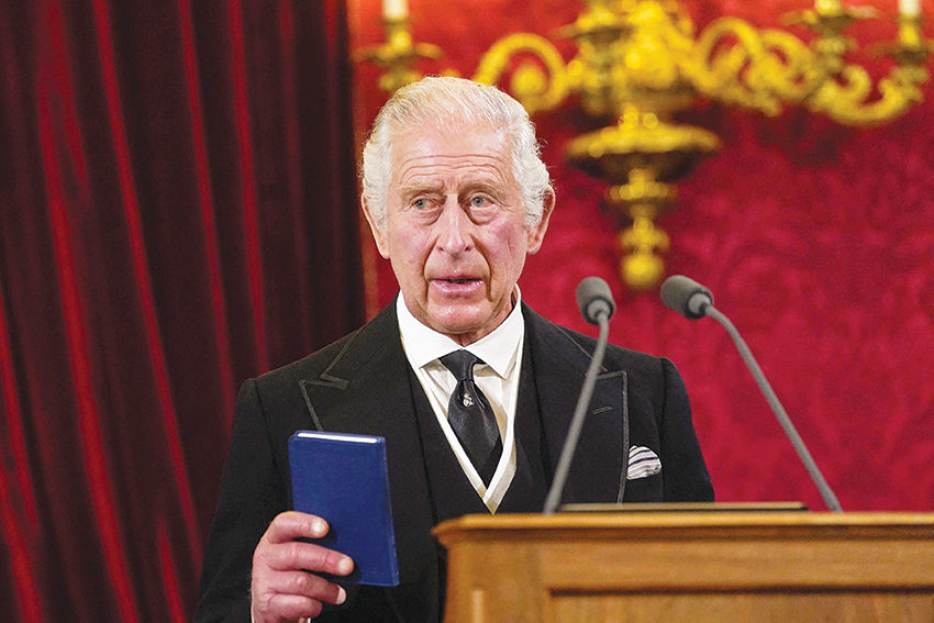 Vua Charles III chính thức kế vị ngai vàng