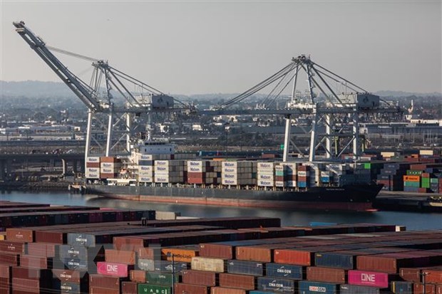 Cảng container hàng hóa ở Long Beach, California (Mỹ). Ảnh: AFP/TTXVN