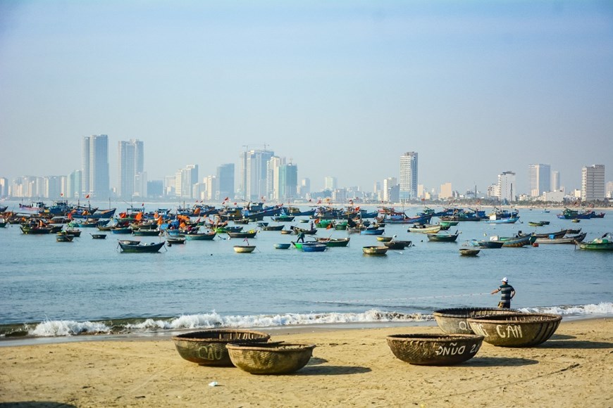 Visitors to Son Tra can swim in the cool sea and enjoy fine views of the shore around the peninsula. 