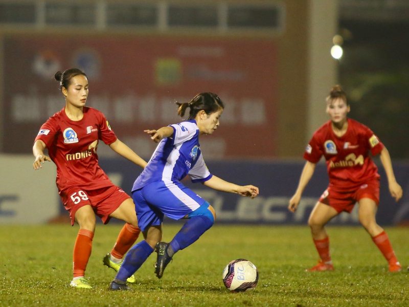 Phong Phú Hà Nam thắng 3-2 trước Than KSVN