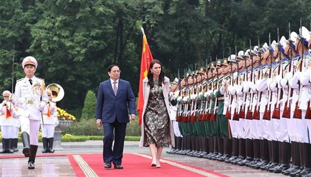 Welcome ceremony held for New Zealand Prime Minister Jacinda Ardern (R).