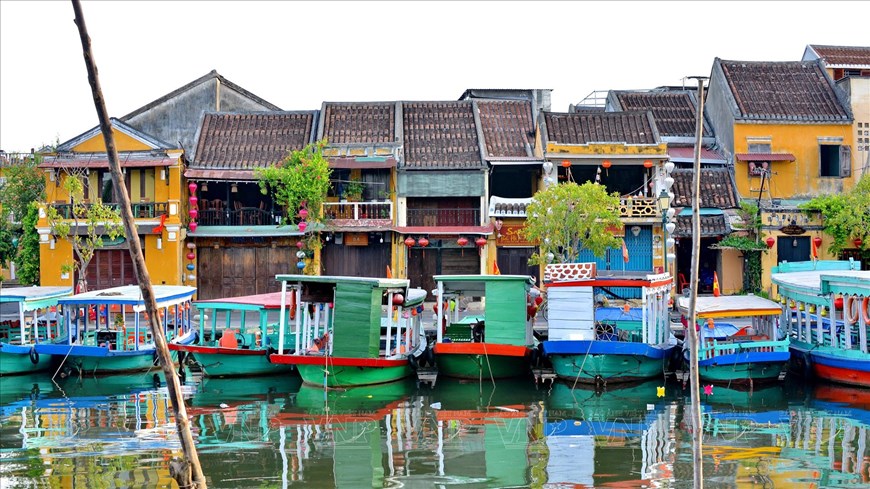 A colourful corner of Hoi An ancient town. 