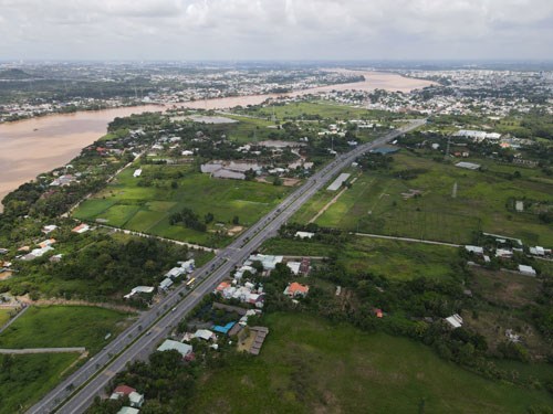 Dong Nai province aims to allocate more land for urban development to make use of upcoming infrastructure works and industrial parks.(Photo nld.com.vn)