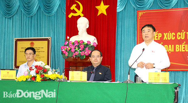 Ủy viên Thường trực Ủy ban Tư Pháp Quốc hội Nguyễn Công Long phát biểu tại hội nghị.