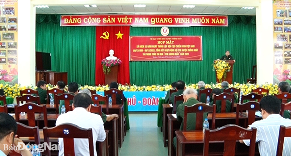 Lãnh đạo Hội CCB huyện ôn lại truyền thống 33 năm ngày thành lập Hội CCB Việt Nam