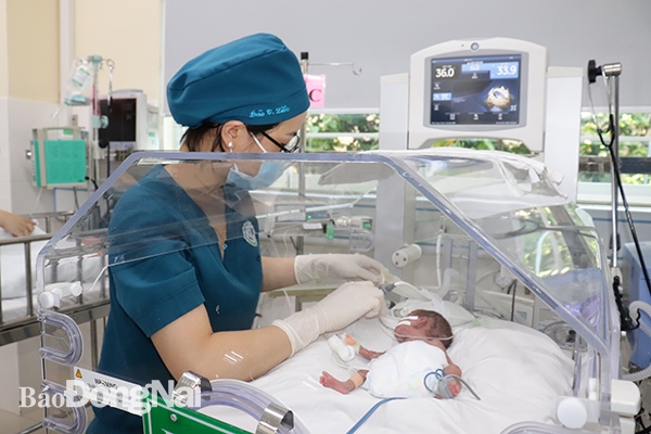 Chăm sóc và điều trị cho trẻ sơ sinh bị bệnh nặng tại Bệnh viện Nhi đồng Đồng Nai