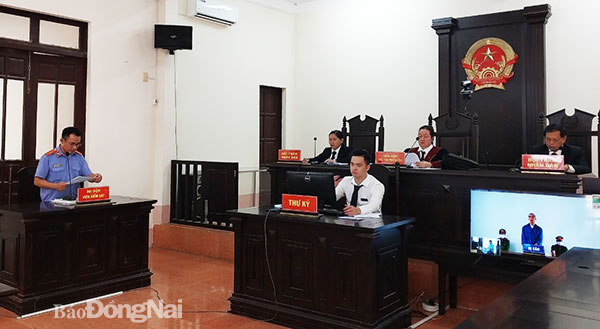 Phiên tòa xét xử trực tuyến đối với bị cáo Nguyễn Tuấn Tâm tại TAND H.Thống Nhất