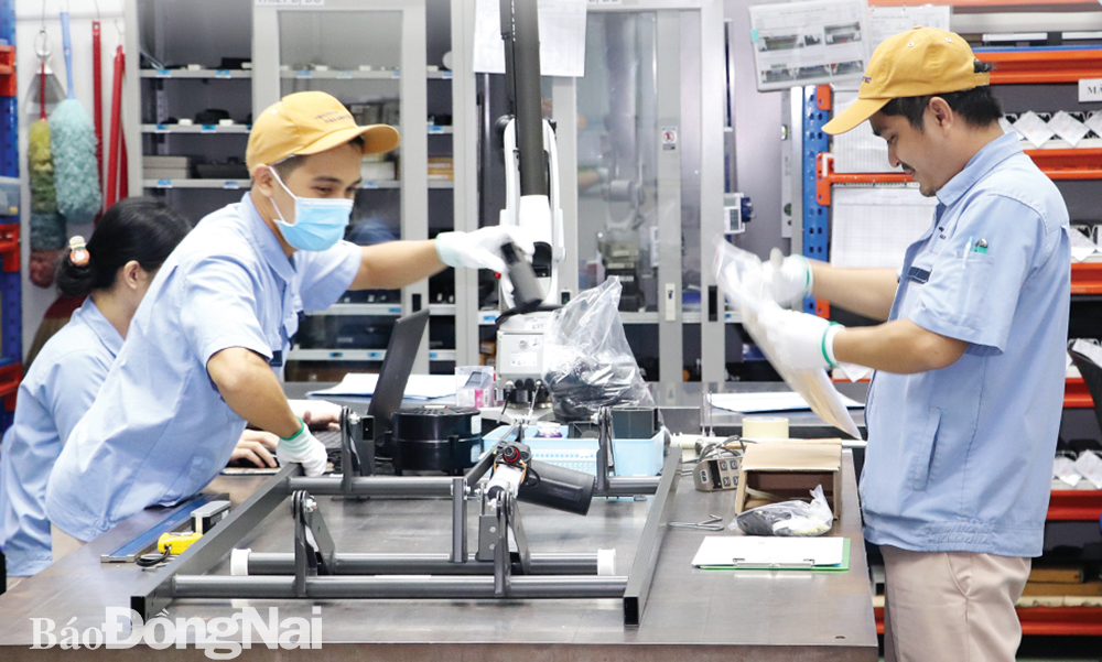Sản xuất giường cho ngành y tế để xuất khẩu tại Công ty TNHH Paramount Bed Việt Nam ở Khu công nghiệp Long Đức (H.Long Thành)