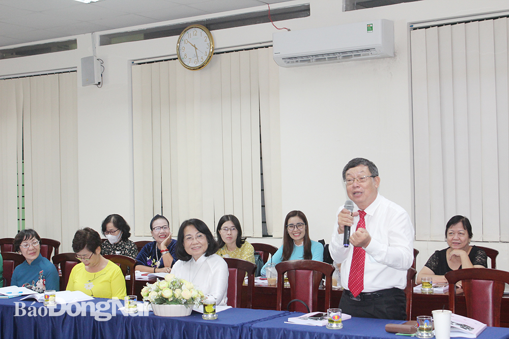 Ông Nguyễn Văn Liệt, Phó chủ tịch Liên hiệp các hội khoa học kỹ thuật tỉnh Đồng Nai tham gia đóng góp ý kiến tại hội thảo