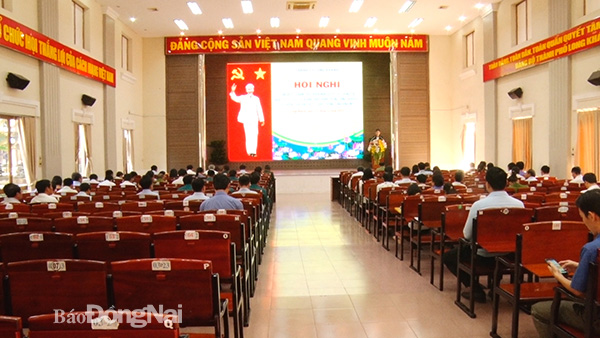 Toàn cảnh hội nghị